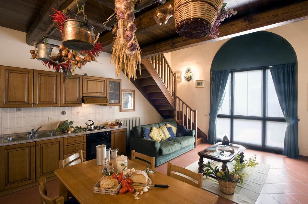 Agriturismo Petrognano SantʼEllero Eksteriør bilde